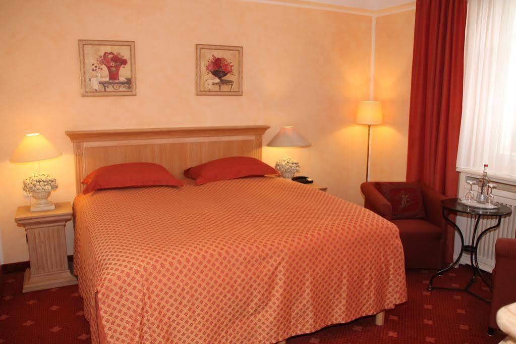 Romantik im Hotel Villa Röhl Timmendorfer Strand Esterno foto